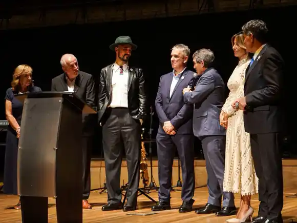 Abel Pintos y Marcelo González nombrados padrinos del Hospital de Niños Dr. Ricardo Gutiérrez