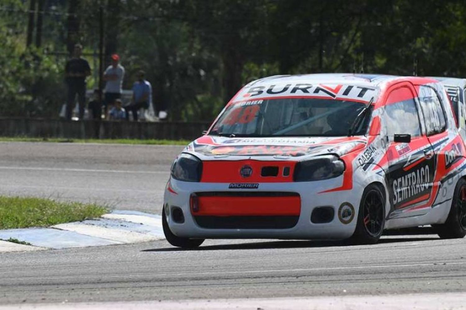 El Turismo Pista se presentó en Concordia