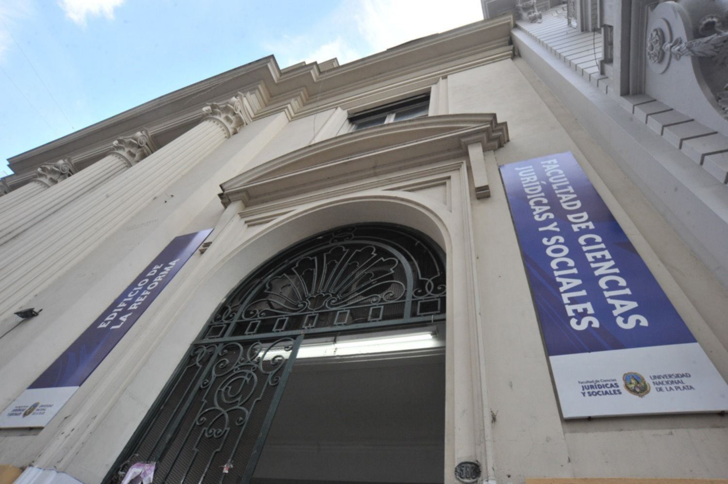 La Plata: Denunciaron por abuso sexual al presidente del centro de estudiantes de la Facultad de Derecho y renunció