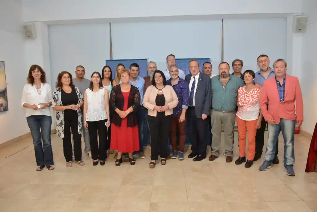 Trabajadores que cumplieron 25 años de servicio fueron reconocidos por el Municipio