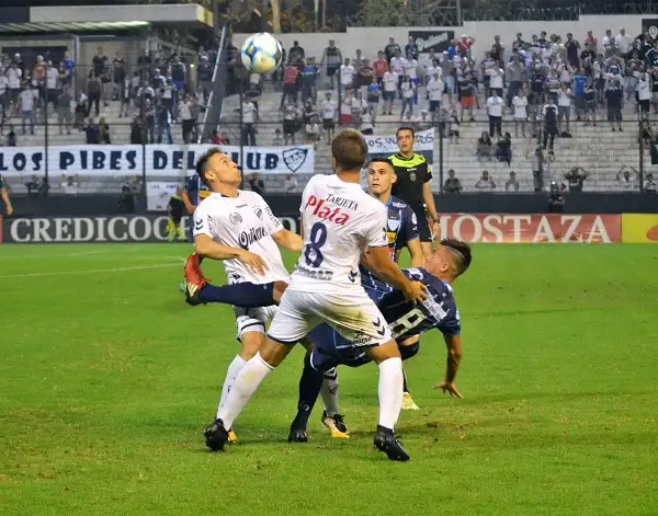 Juventud sumó un buen punto ante Quilmes para terminar bien el año