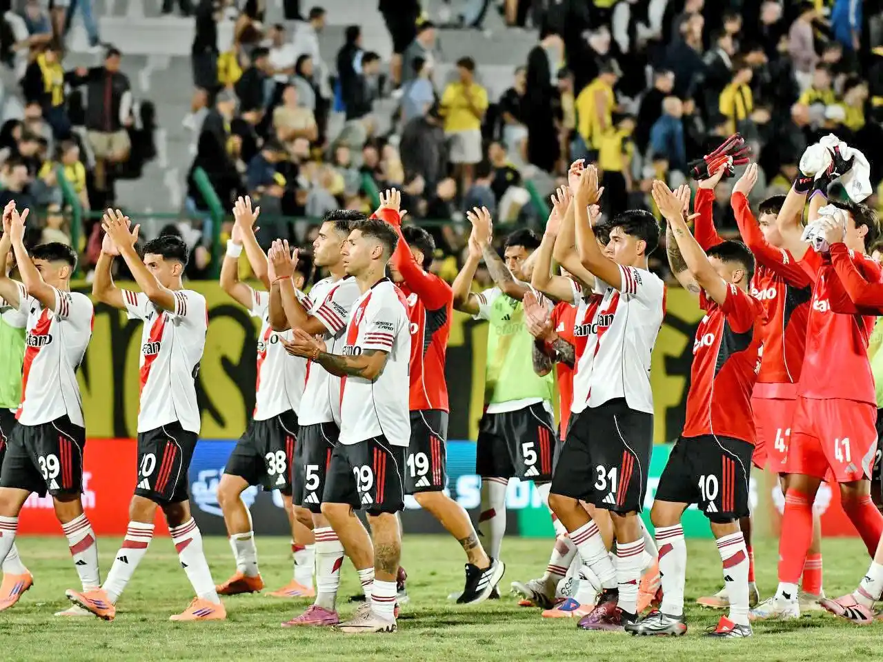 River visita a Barracas Central en el partido que marcará su estreno oficial en el 2026
