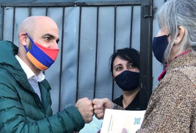 Carlos Kambourian encabeza una de las 3 listas de Juntos en Malvinas Argentinas: "El desafío es enorme"