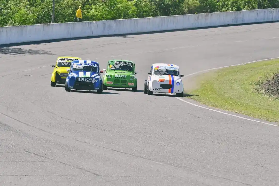 Agustín Omedes y Aimar corrieron en Rafaela.