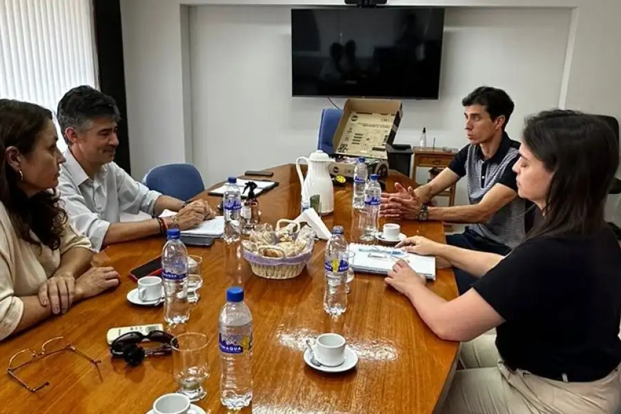 Reunión con representantes del municipio, el ITEC y la Fundación Basso