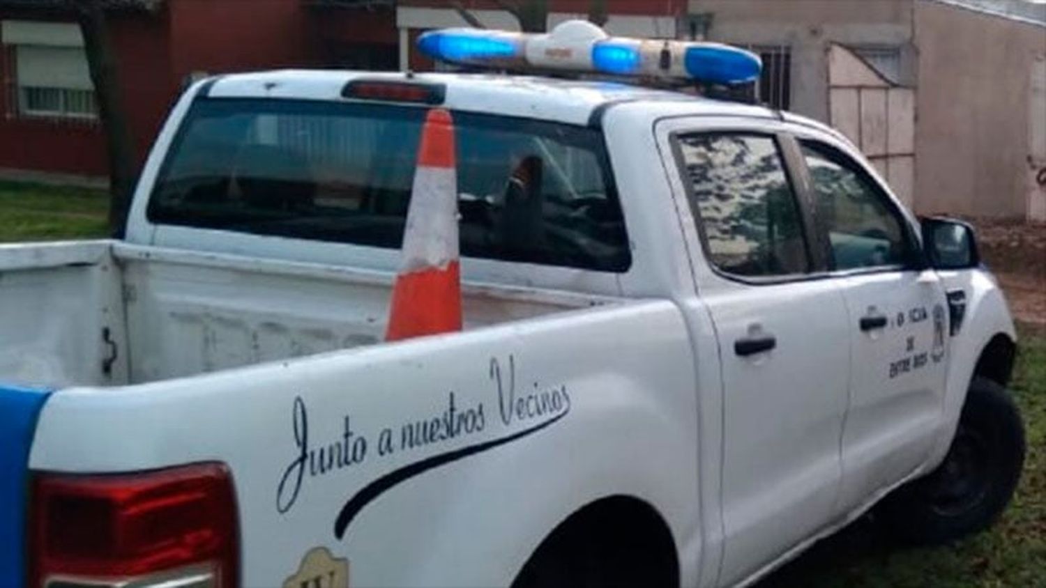 Mataron a una mujer: la presunta asesina tiene 18 años y se entregó en la comisaría