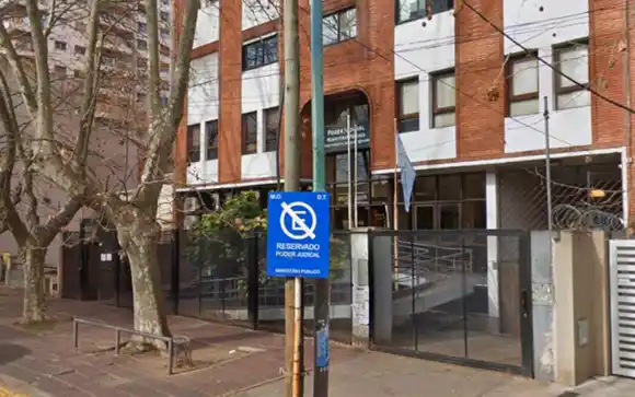 Quiso hacer una de película pero falló: Detenido se fugó, robó un auto y terminó recapturado en Quilmes