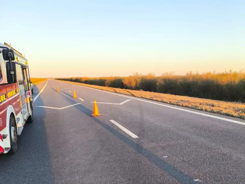 Choque en La Francia, acudieron Bomberos de El Tío