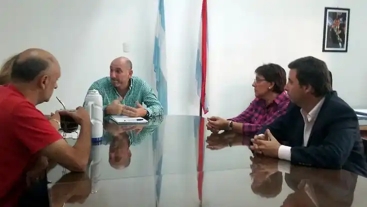De la Rosa recibió a los vecinos "por la salud" de Gualeguaychú