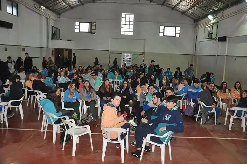 Se realizó la Jornada de Economía con la participación de 150 alumnos