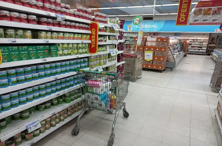Además, indicaron que los artículos de primeras marcas padecen un "15% menos de demanda".
