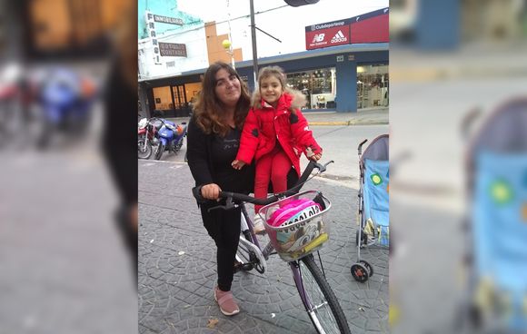Quién era Julia Muñoz, la mujer de 27 años que murió atropellada en ruta 9