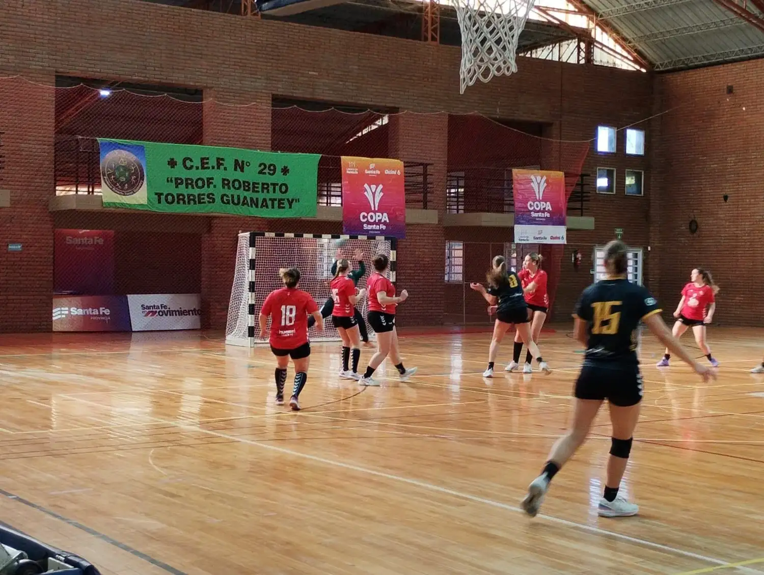 Copa Santa Fe: el fútbol femenino llegó a su partido final y el masculino busca otro semifinalista - 2
