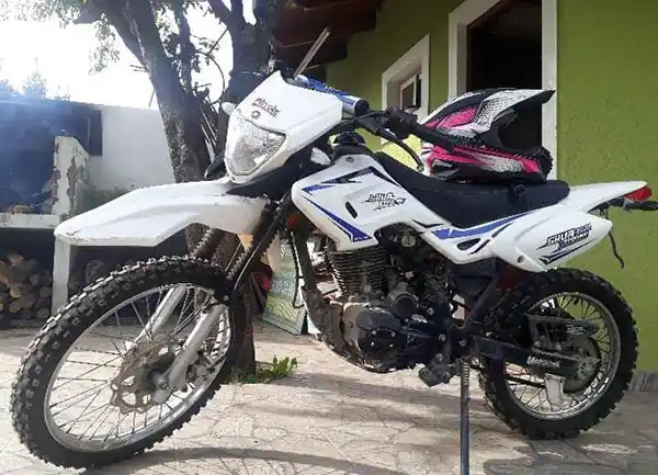Pagó “rescate” por la moto que le robaron de su casa