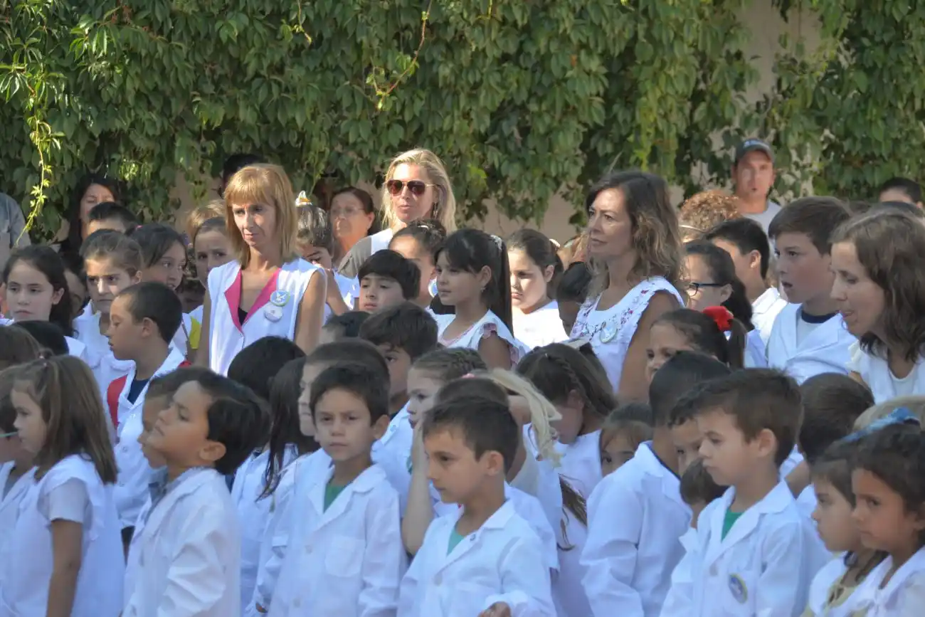 El gobierno nacional aseguró que no habrá cierre de escuelas