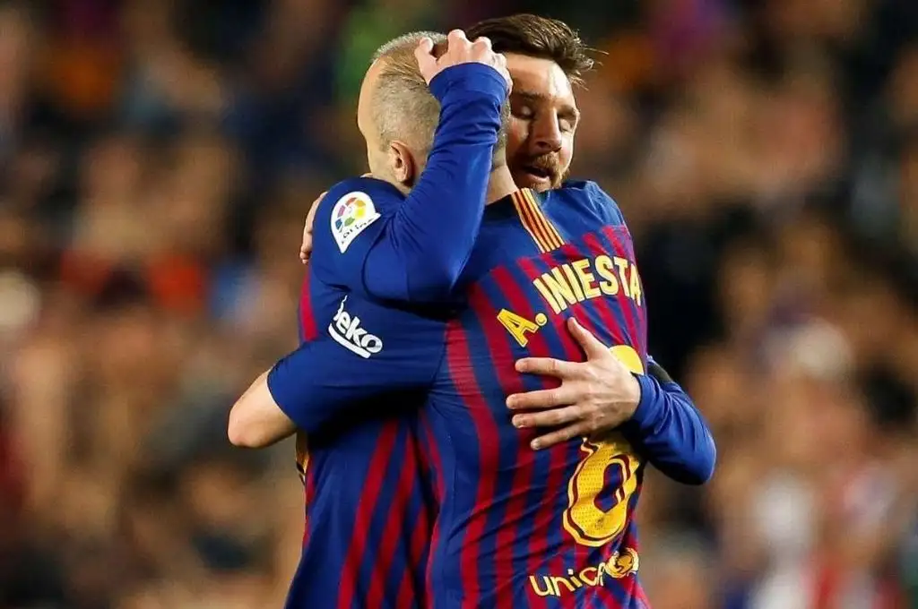 Emotivo mensaje de Iniesta a Messi: “Convivimos 14 años y siempre nos mantuvimos juntos”