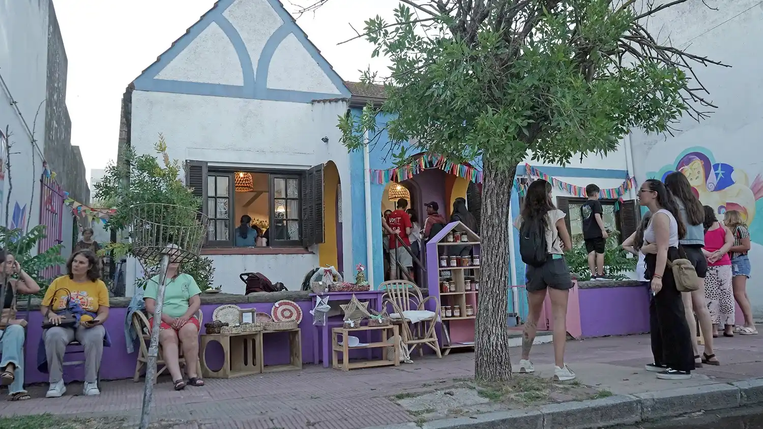Muestra. Arte y feria en el espacio Tribu