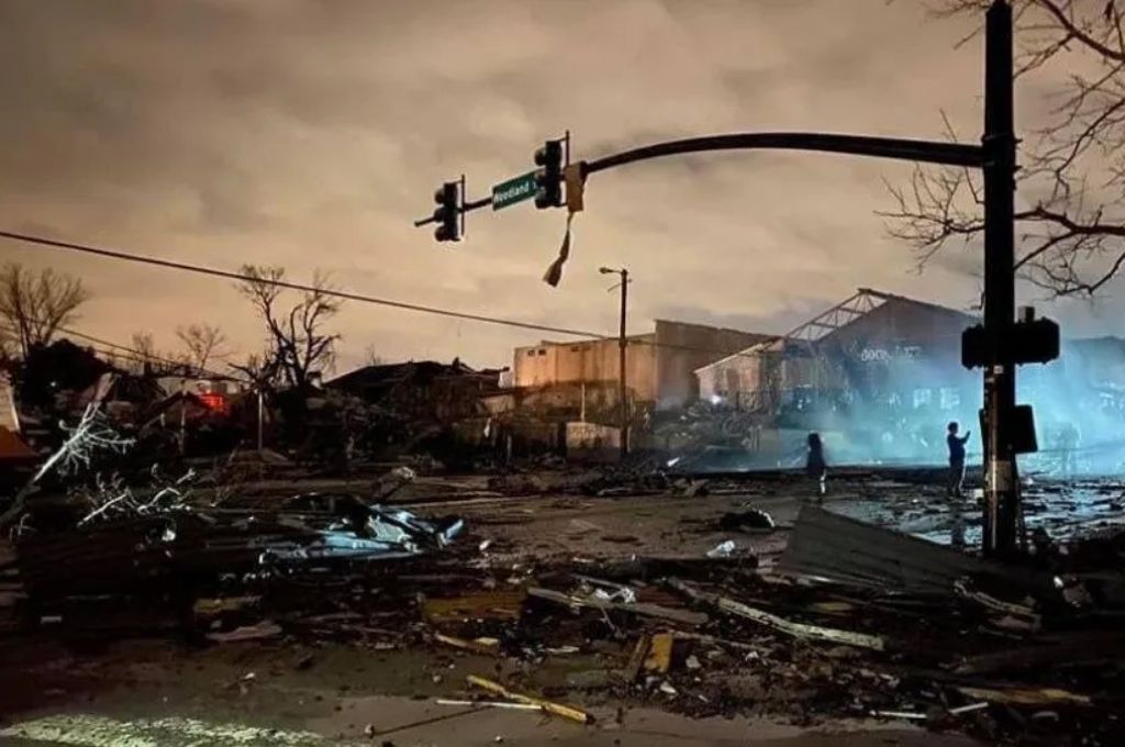Tornado en Estados Unidos dejó 25 muertos