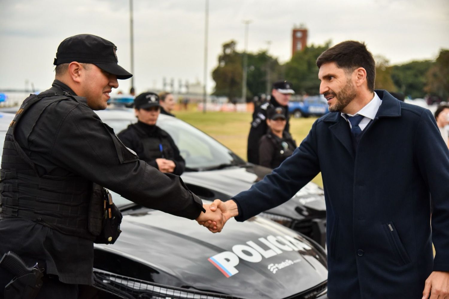 Pullaro y policía