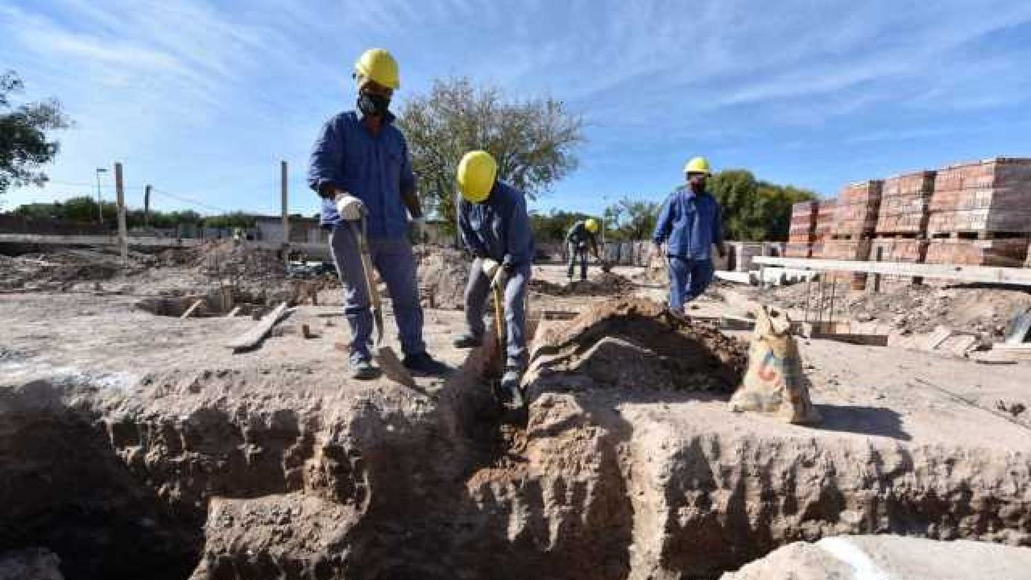 Después de haber concretado más de 400 obras públicas, la provincia deja otras 230 en ejecución