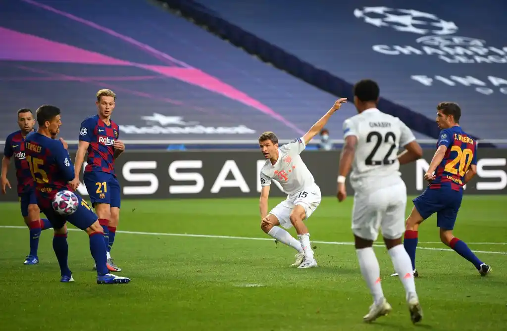 Bayern Múnich le dio una  paliza memorable  a Barcelona para meterse en semifinales