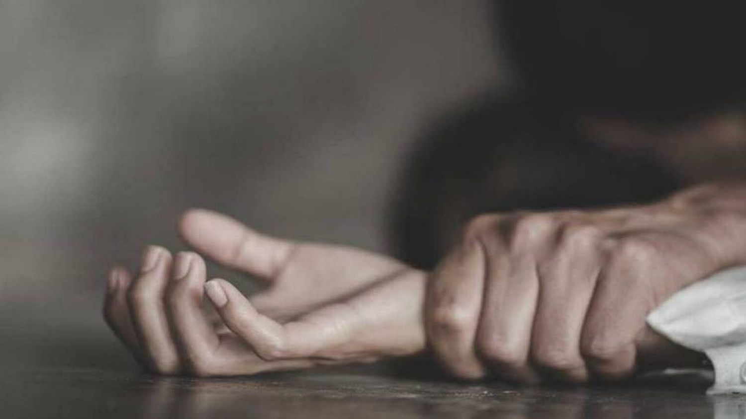 DOS AMIGOS EN UNA FIESTA roban y abusan sexualmente de una joven de 18 años en Lara