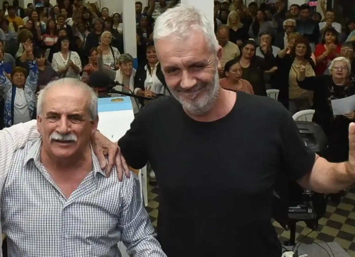 El intendente, Ricardo Marino, junto al presidente del PJ local, Nicolás García. Foto: Patagones a Diario