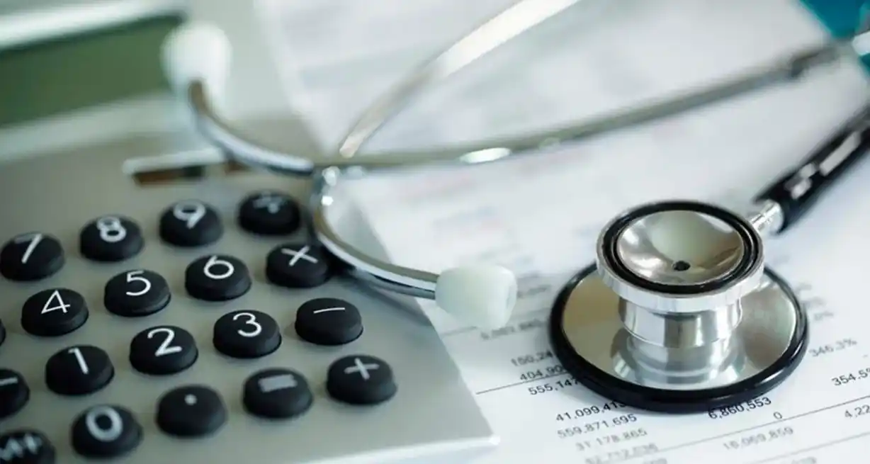 El gobierno volvió sus pasos en la desregulación de las prepagas.