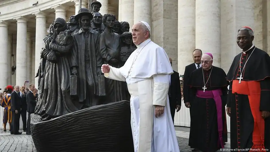 El Papa pidió "atención particular a los extranjeros" en  jornada del Migrante y Refugiado