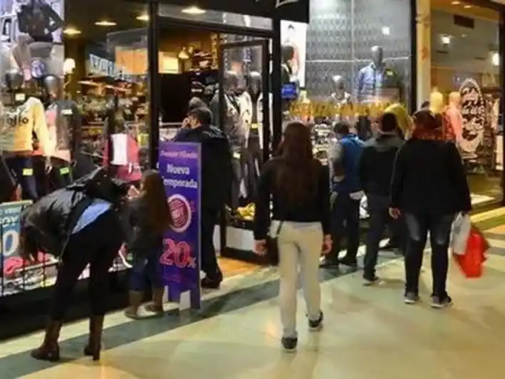 No repunta el consumo.