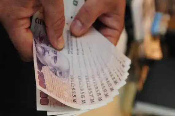 Inflación, democracia y república