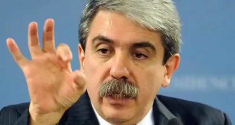 Después de anunciar su candidatura, Giovanettoni visita a  Aníbal Fernández