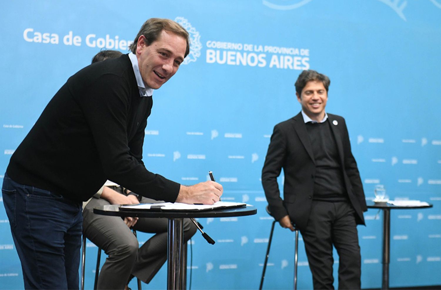 Kicillof y Cuattromo firmaron convenios para financiar a 10 municipios