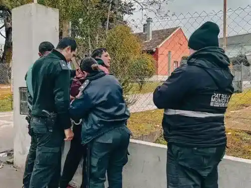 Amenazó a vecinos en pleno centro y terminó detenido