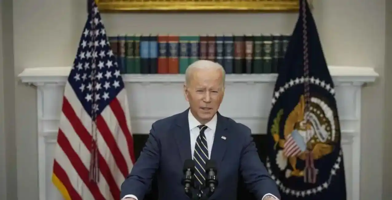 Sanciones a Rusia: Biden prohibió la importación de vodka y caviar