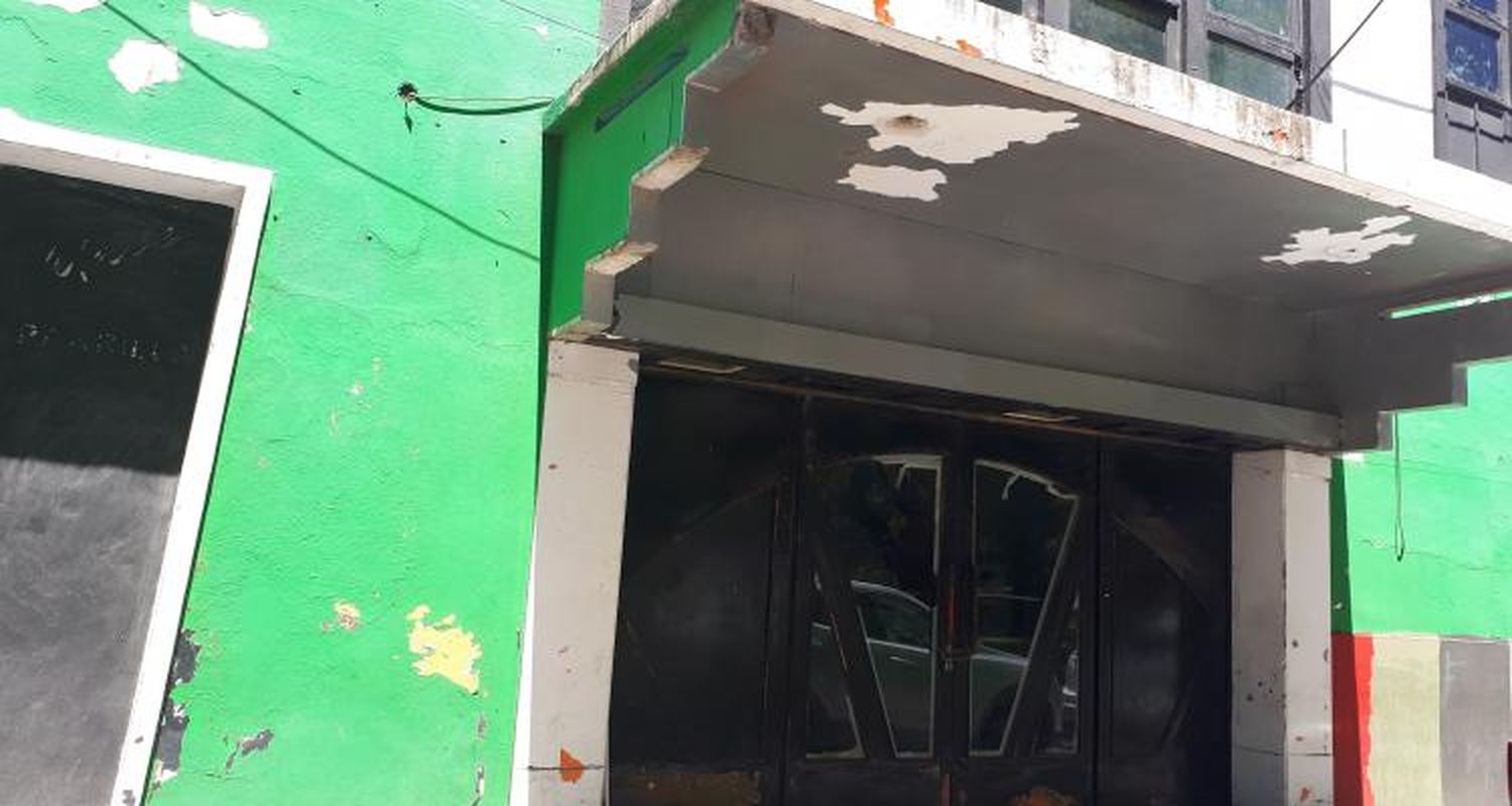El Concejo exige información sobre el Centro Cultural en el excine Plaza, que nunca abrió