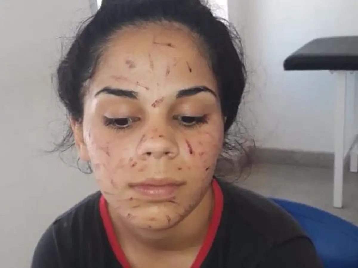 Grave denuncia por violencia de género en Frontera