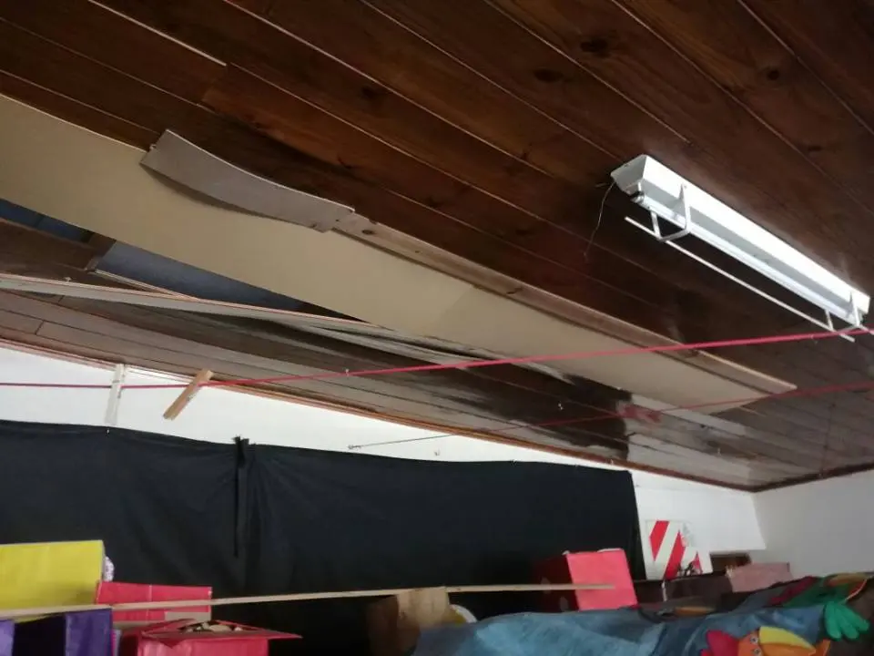 SAN CAYETANO: Trabajos en escuelas de la localidad antes de las clases