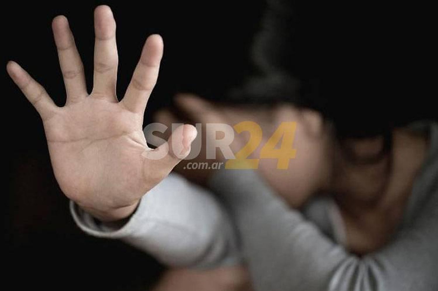 Condenado a 13 años de prisión por abusar sexualmente de su hija menor de edad