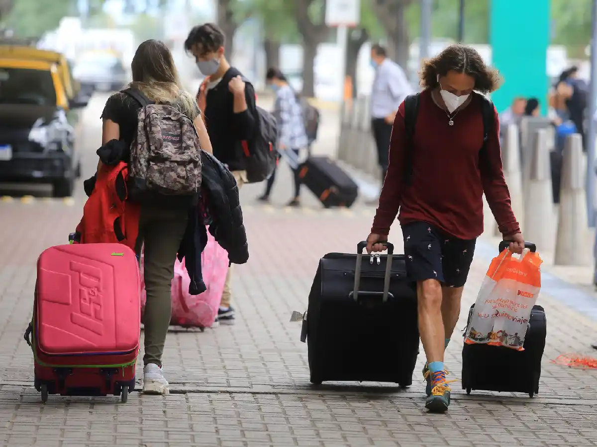 Coronavirus: 16.056 nuevos casos, el número más alto desde octubre pasado