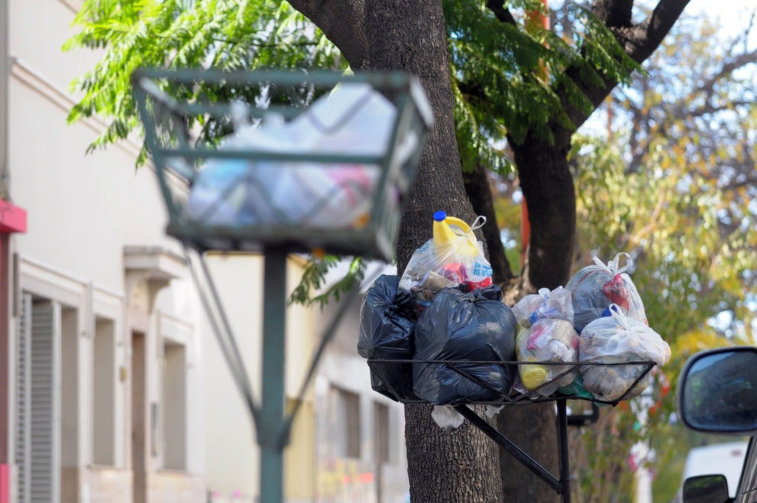 El paro afectará la recolección de residuos y las clases, pero habrá servicio de colectivos