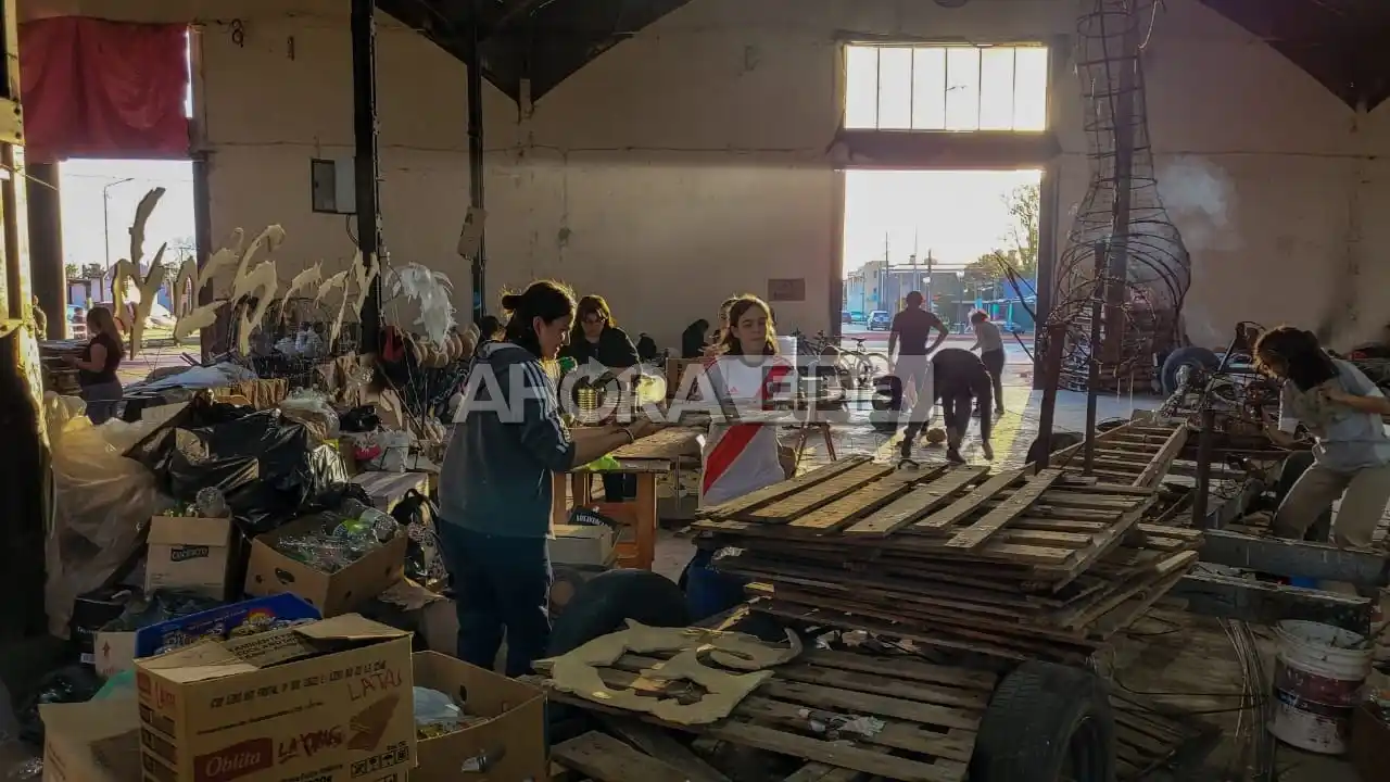 carrozas estudiantiles gualeguaychu 2022 - 8