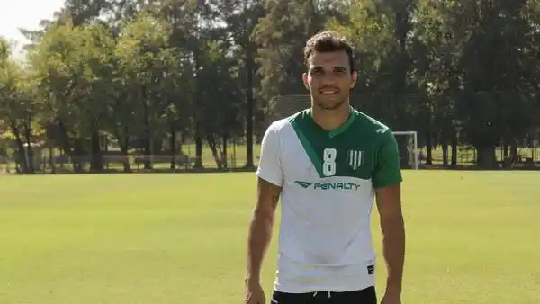 Bertolo confirmó que jugará en River y dijo que "es el más grande"