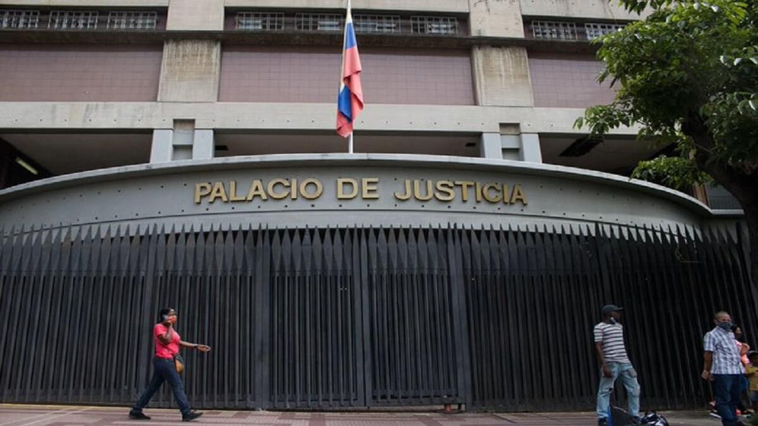 ¡VIOLACIÓN DE DD.HH.! FRENA OTRA VEZ los juicios contra varios presos políticos