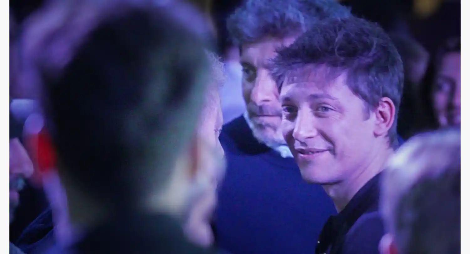 El sector liderado por Santiago Caputo se mostró disconforme con el cierre de listas.