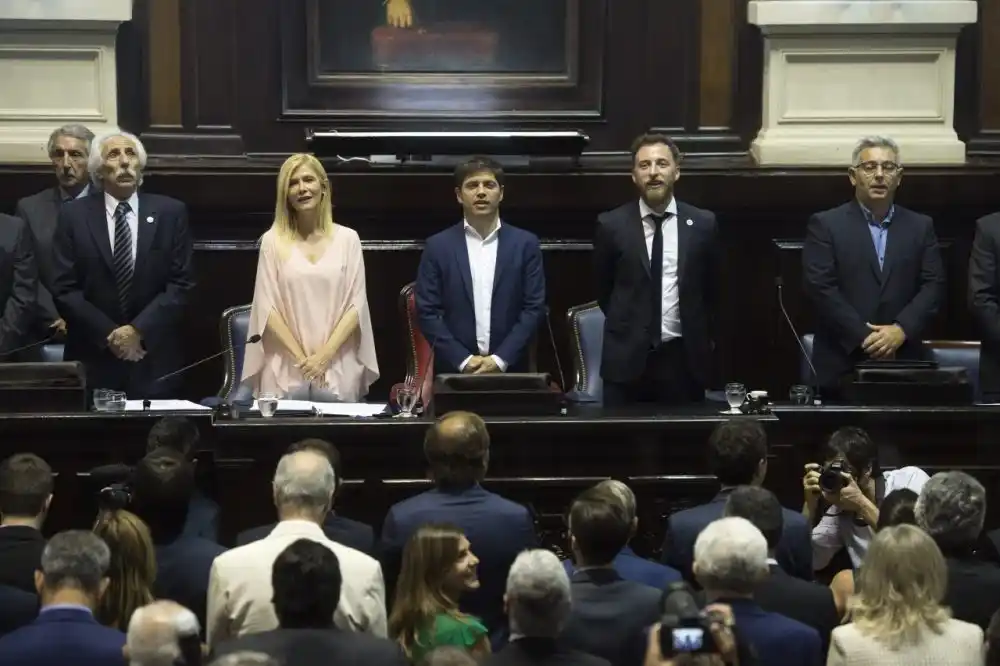 Kicillof: «Los docentes que perdieron poder adquisitivo tienen que recuperarlo»