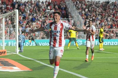 Unión le ganó 3 a 0 a Defensa y Justicia