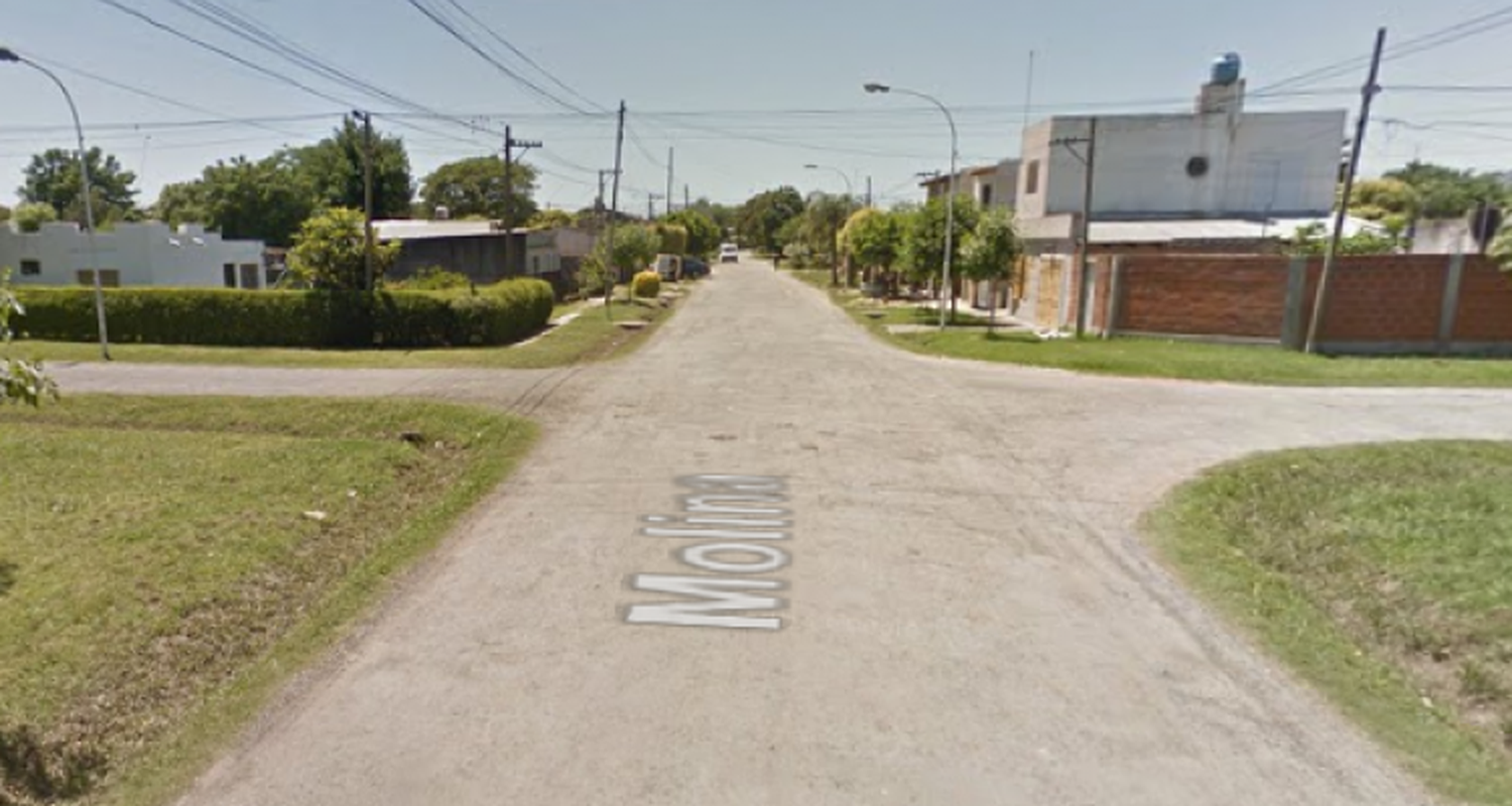 Villa Igoillo: Motochorros le pegaron tres culatazos y le robaron el celular