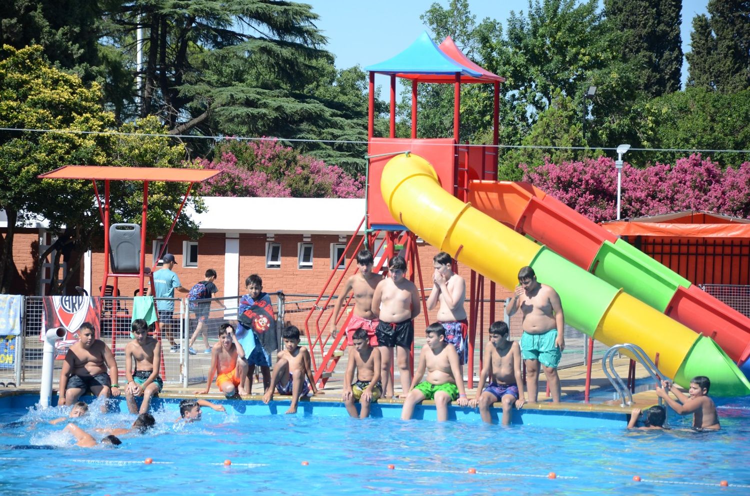 Con más de 1.300 niños, comenzaron las Colonias de Vacaciones Municipales