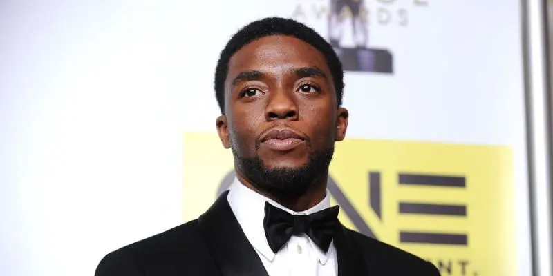 Trino en cuenta de Chadwick Boseman rompe récord Guinness
